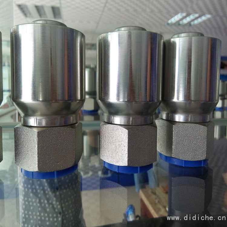 Differentiation of hydraulic pipe fittings types