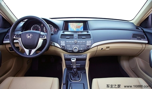 Autumn car maintenance knowledge: it is necessary to clean the interior when the season changes