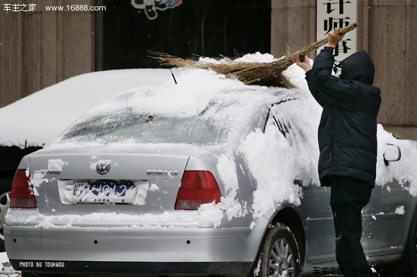Must-know car knowledge in winter (3) Four major misunderstandings of car washing after snow