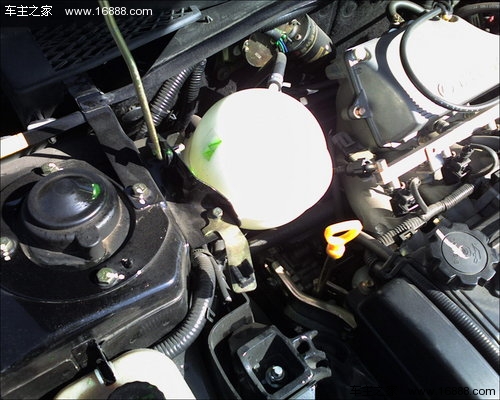 Mixing antifreeze is prone to chemical reactions and improper dosage can cause hidden dangers