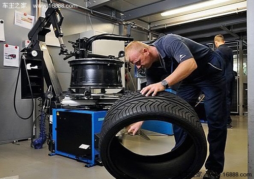 Maintenance is about the “health” of your car, teach you how to maintain your car