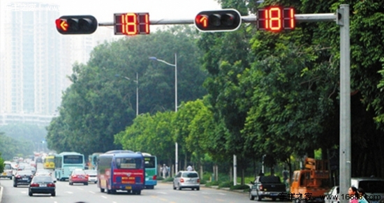 Wait for the lights to turn off and speed up?Analyze unknown faults of your car for you