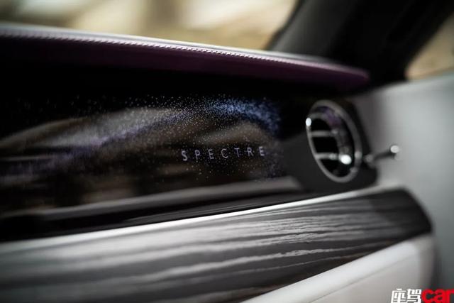 Pure electric romance under a century-old prophecy - test drive Rolls-Royce Shining | CAR REVIEWS Pure electric romance under a century-old prophecy - test drive Rolls-Royce Shining | CAR REVIEWS