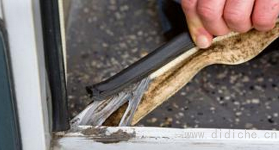 Knowledge Post: What is the role of car sealing strips? How to replace it?