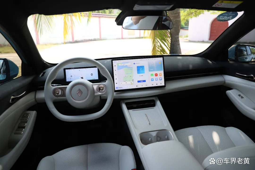 109,800! A high-end smart drive with a range of 1100Km+, it tastes great!