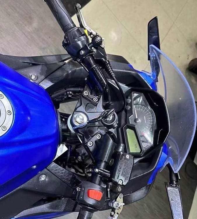 Kawasaki Ninja 400CC motorcycle: parallel bars, electronically sprayed and water-cooled, suitable for urban commuting and short trips