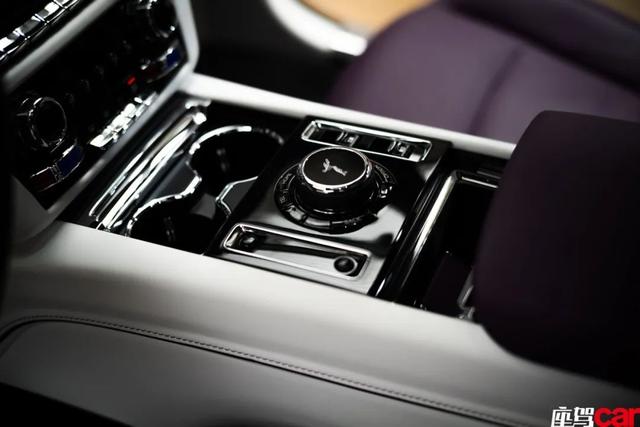 Pure electric romance under a century-old prophecy - test drive Rolls-Royce Shining | CAR REVIEWS Pure electric romance under a century-old prophecy - test drive Rolls-Royce Shining | CAR REVIEWS