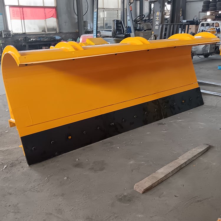 How to efficiently clear snow with a pickup truck converted into a snow plow? Analysis of snow shovel technical parameters and applicable scenarios