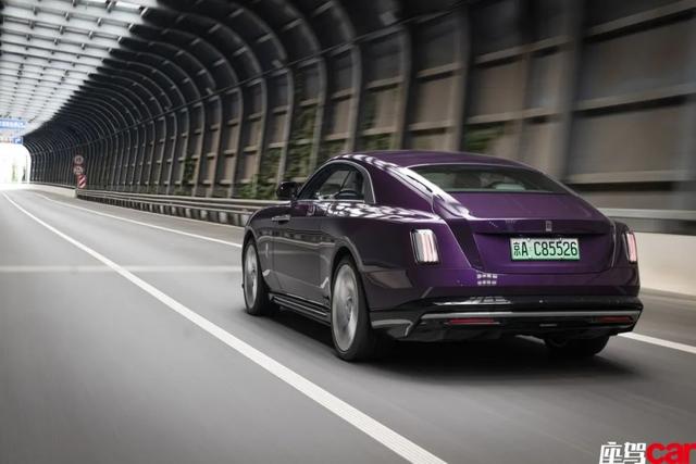 Pure electric romance under a century-old prophecy - test drive Rolls-Royce Shining | CAR REVIEWS Pure electric romance under a century-old prophecy - test drive Rolls-Royce Shining | CAR REVIEWS