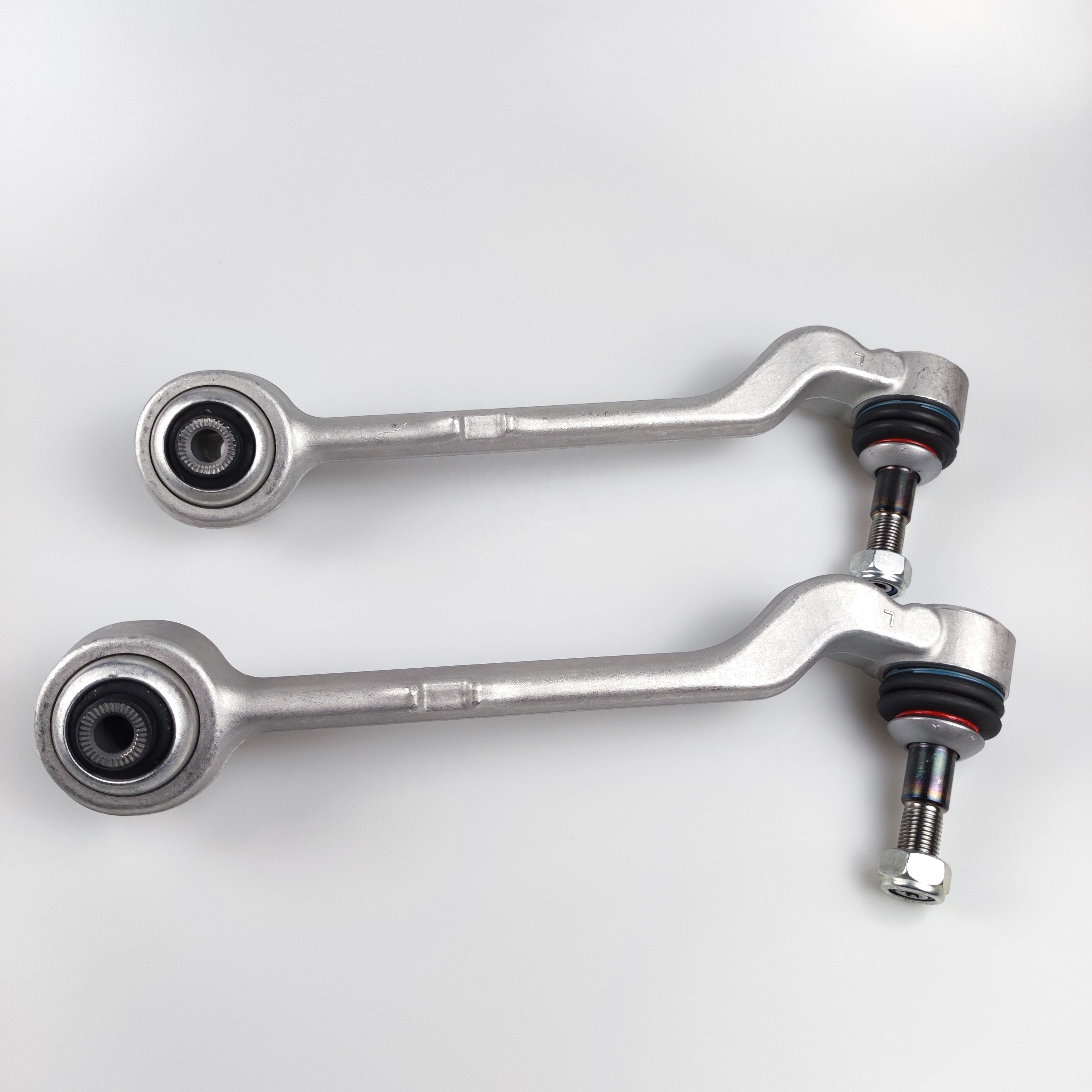 Auto Parts Right Lower Suspension Control Arm Aluminum Alloy Swing Arm For BMW F20 F25 F26 F30 OE 31126787670
